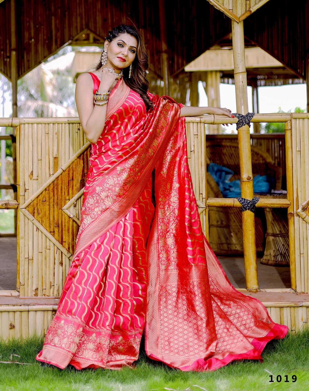 pr starwalk vol 2 fashionable look banarasi silk saree wholesaler