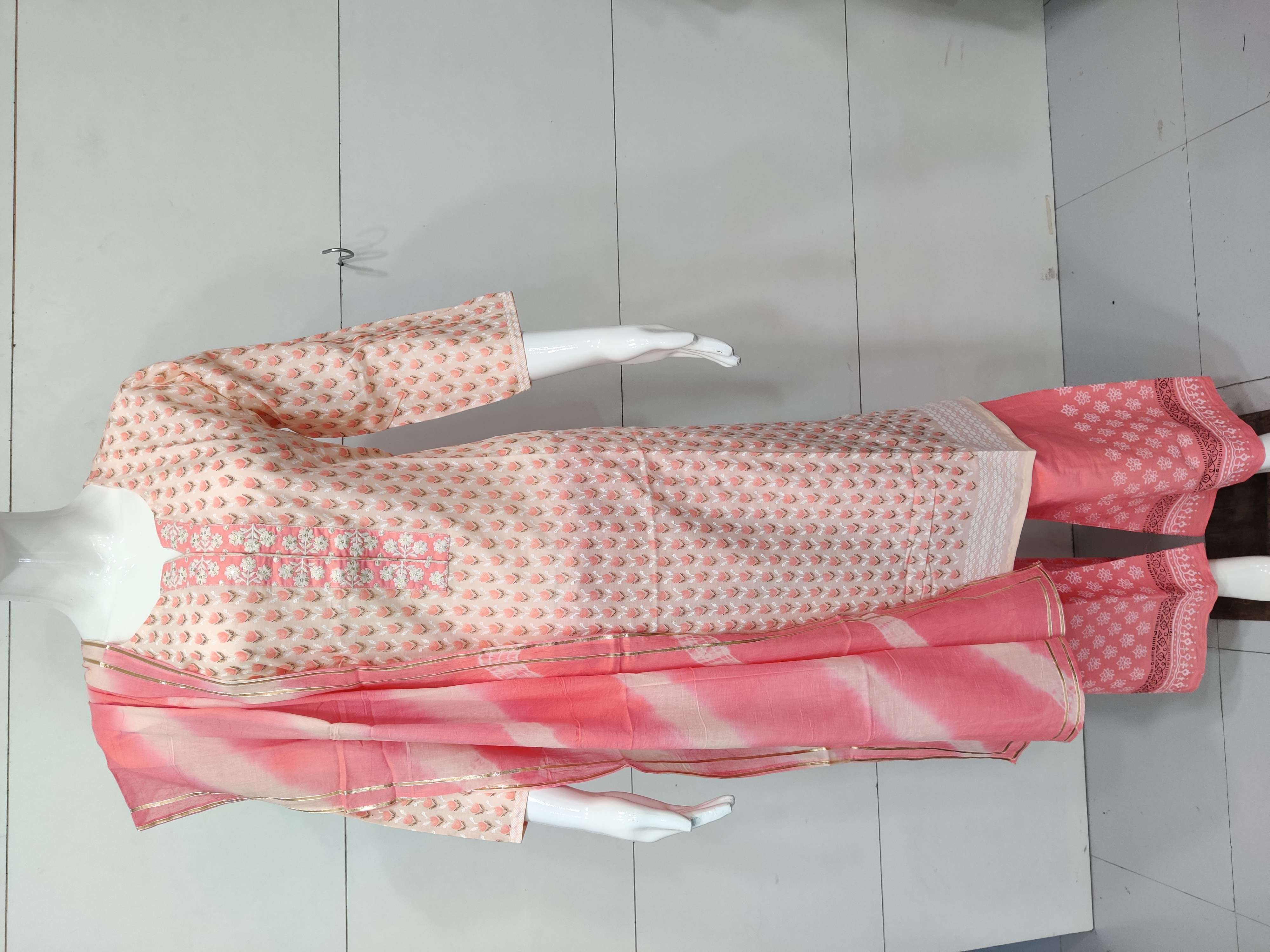 So & Me Pink Rayon Print Kurti Supplier Best Rate