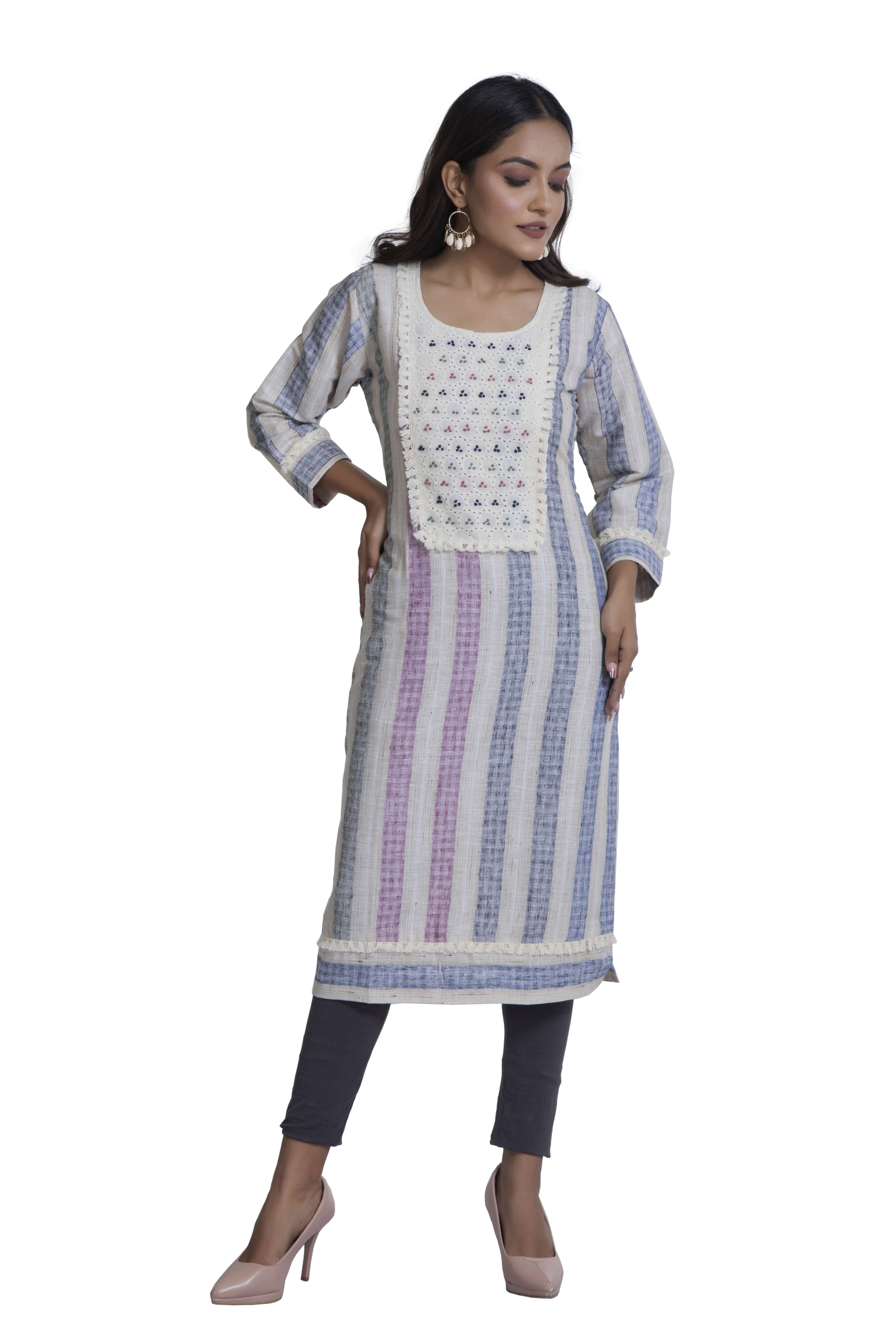 Heavy Stylish Cotton Kurti With Handwork And Lacework.