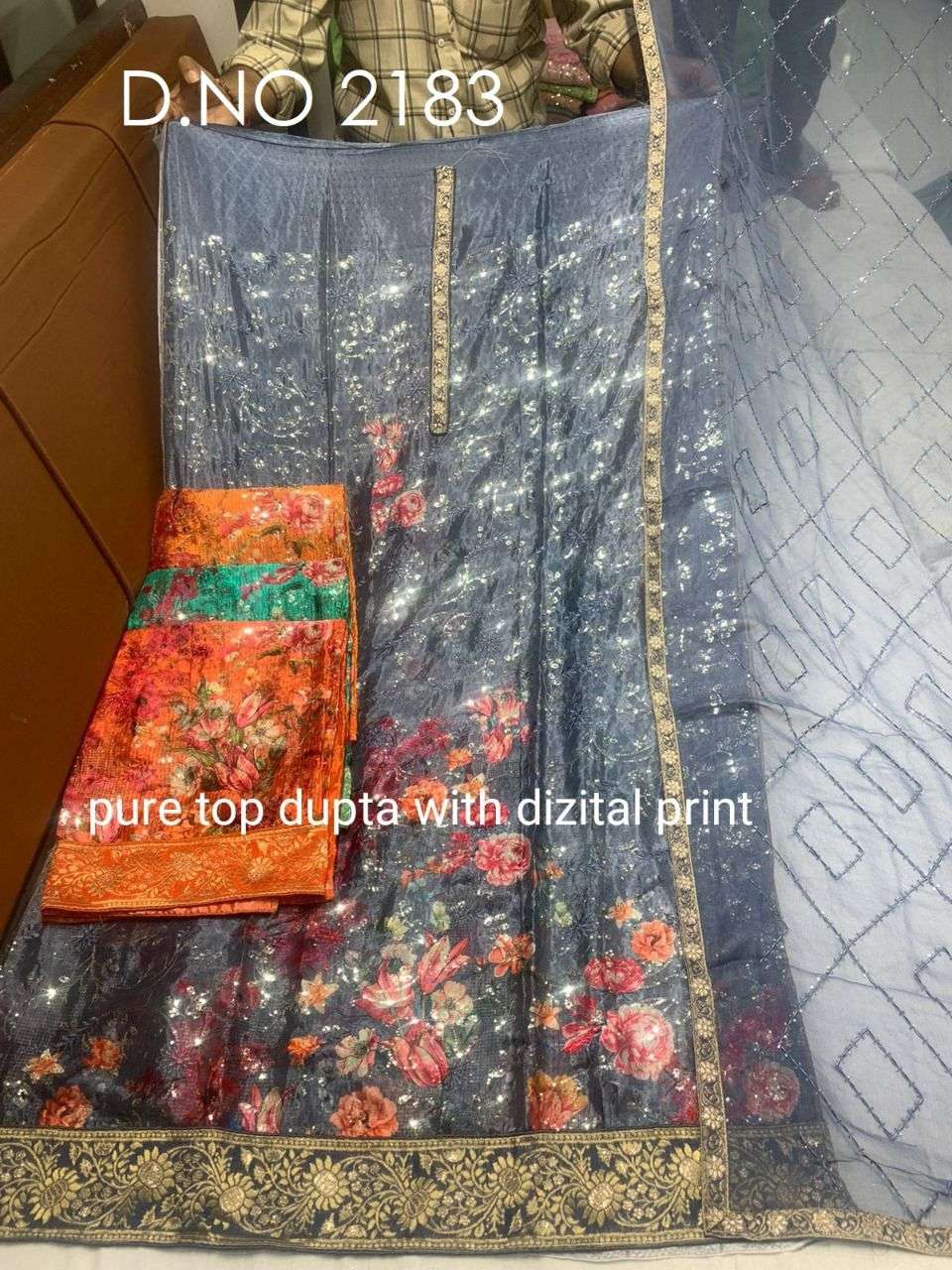 non catalog heavy designer pure salwar kameez design 