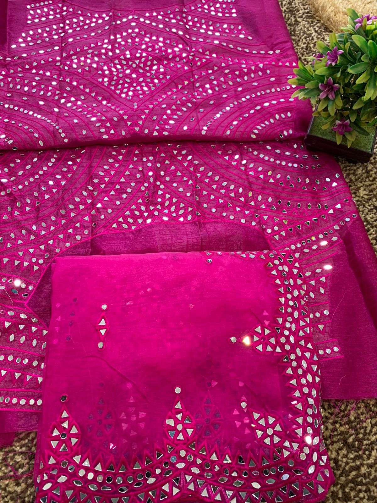 df 4045 design heavy organza c pallu saree embroidery wholesaler 