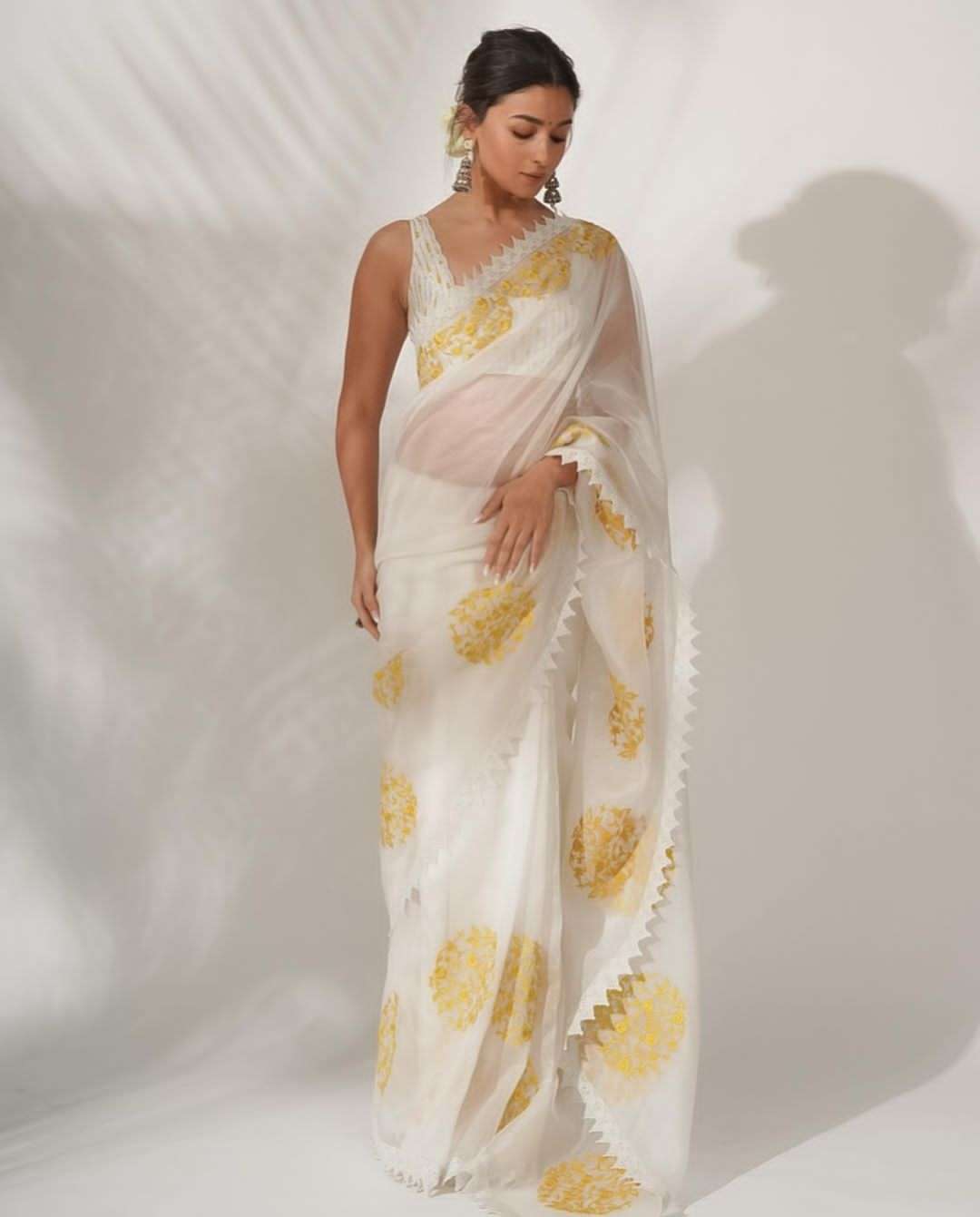 divya gangubai organza saree with embroidery work sarees