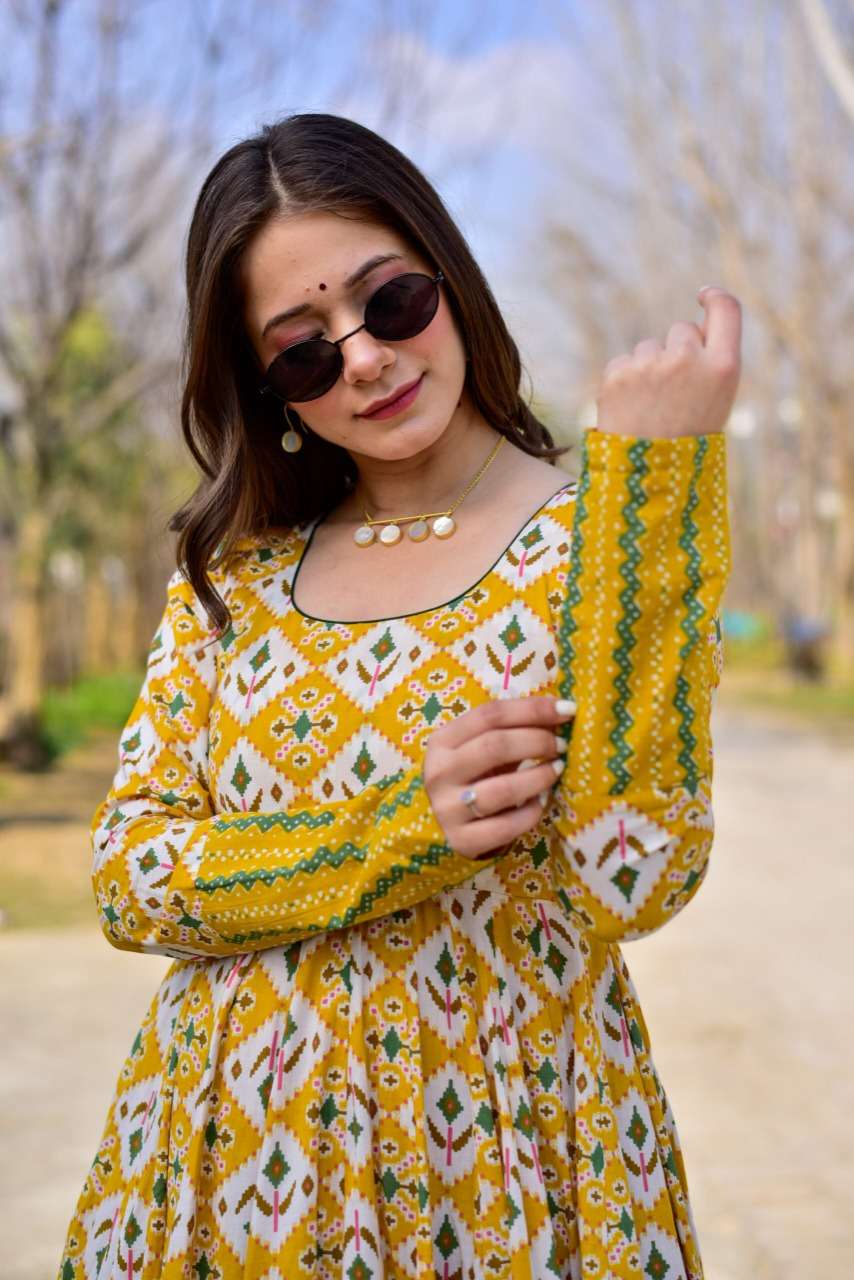 k4u aayaa vol 4 fancy anarkali kurti 