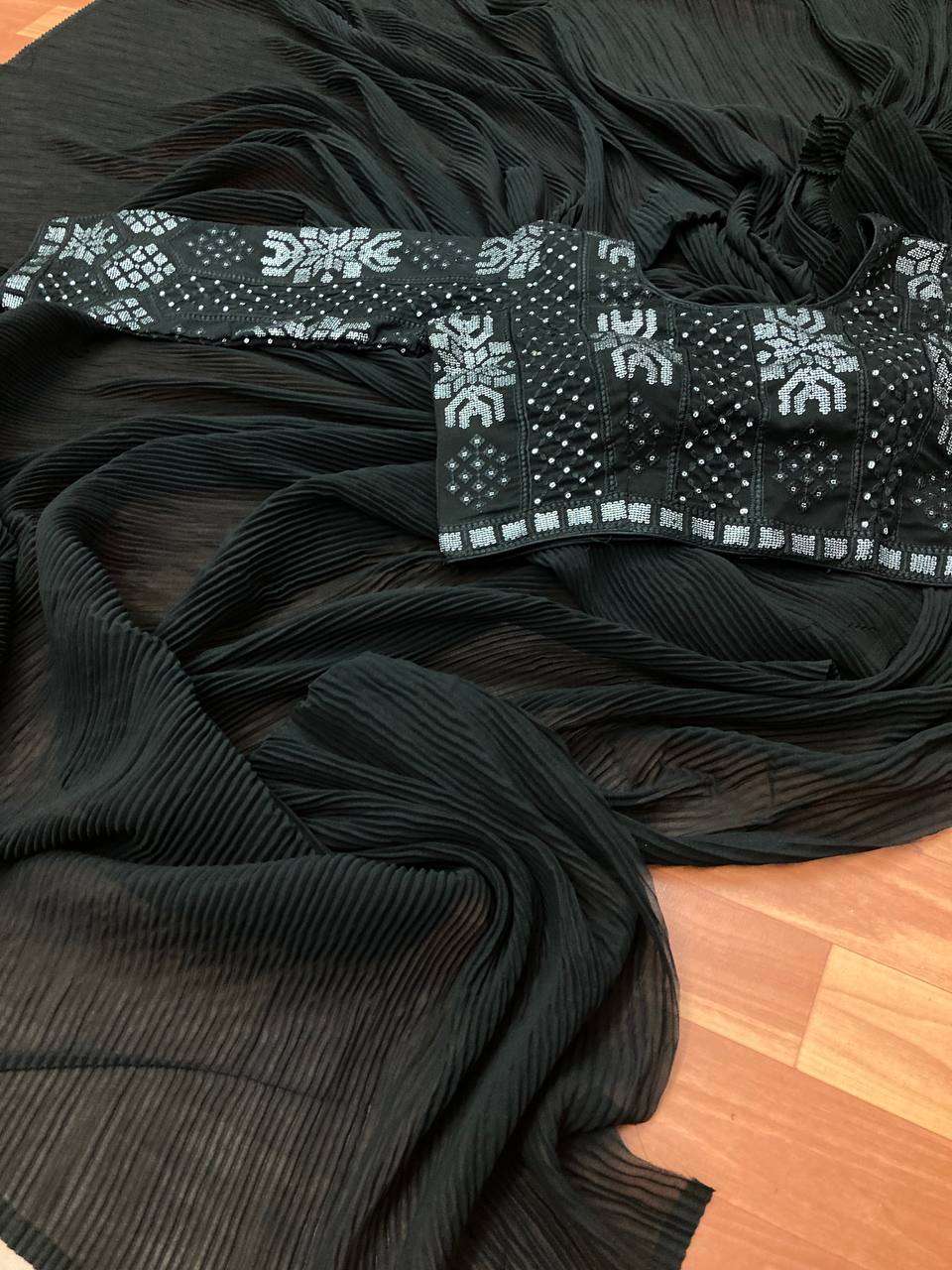pr crush pleated saree with stitched blouse 