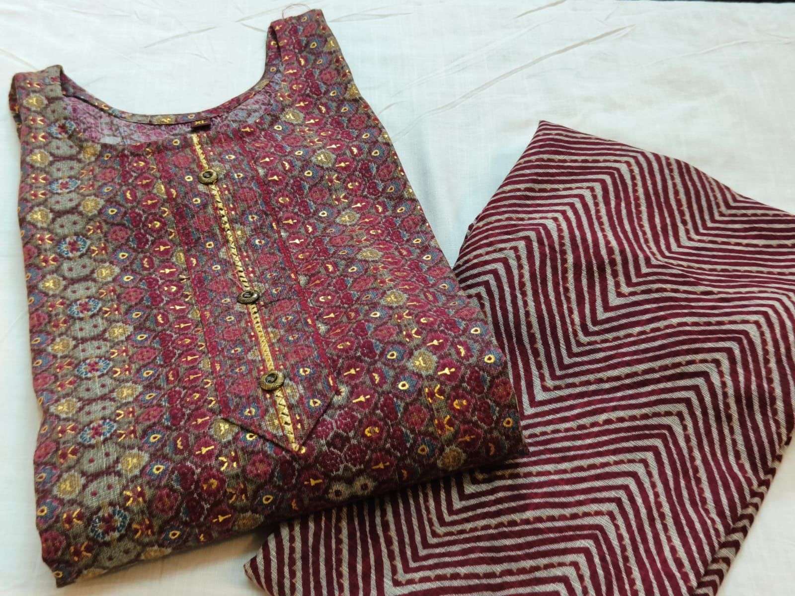 SARIKA 5286  COMBO 2PCS Heavy Reyon CAPSULE PRINT Foil With Stand Patti Lace TWO PCS SET CATALOG WHOLESALER BEST RATE