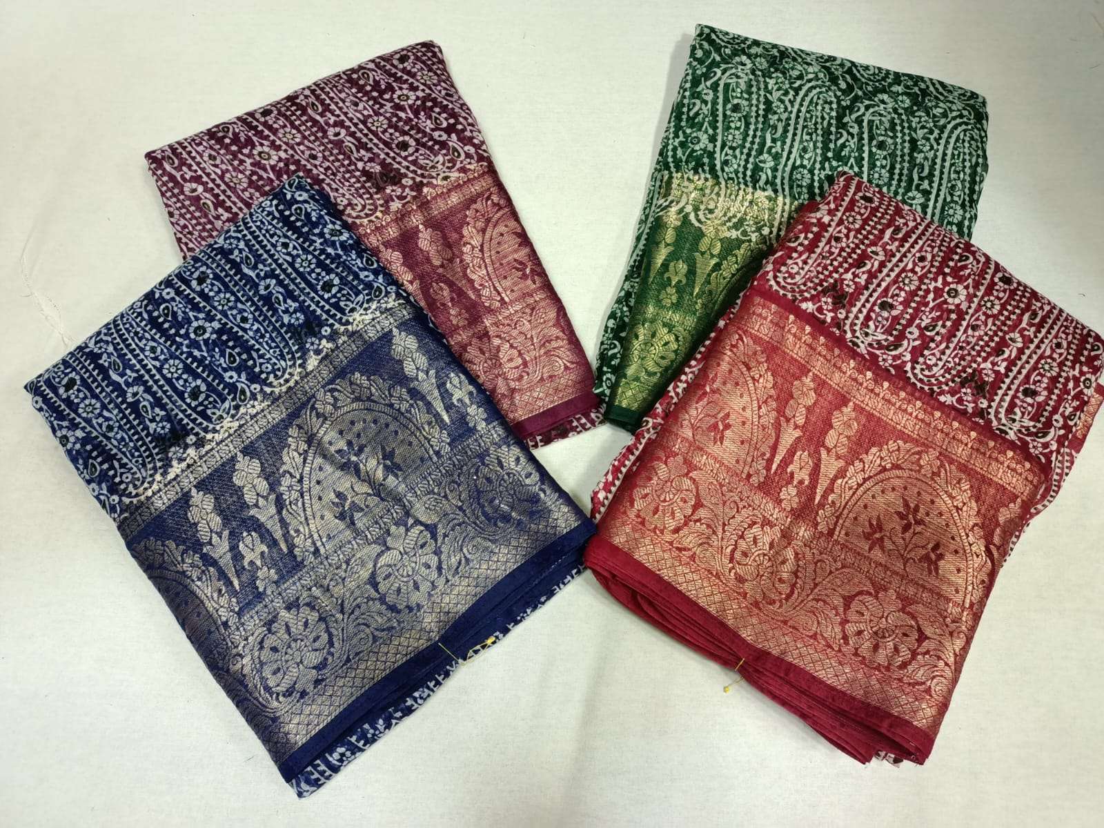 pr fancy cotton jacquard border sarees with blouse material wholesaler 