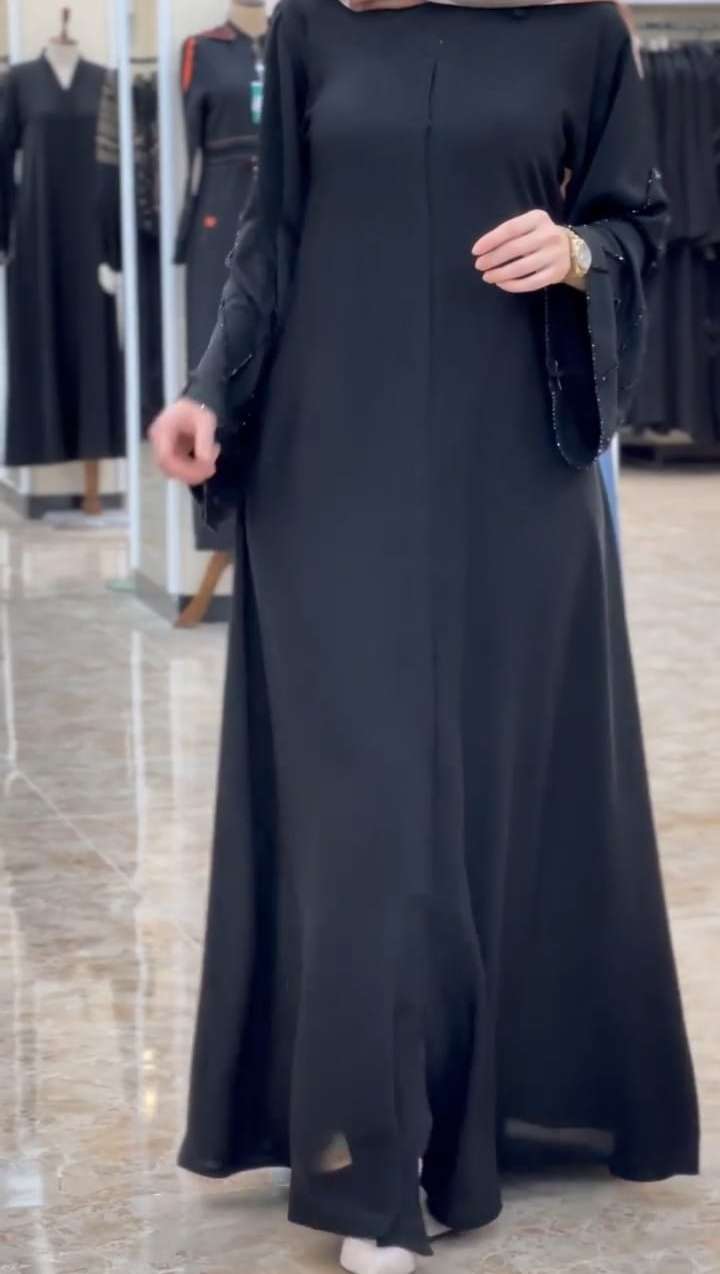 pr beautiful handwork sleeves black color abaya