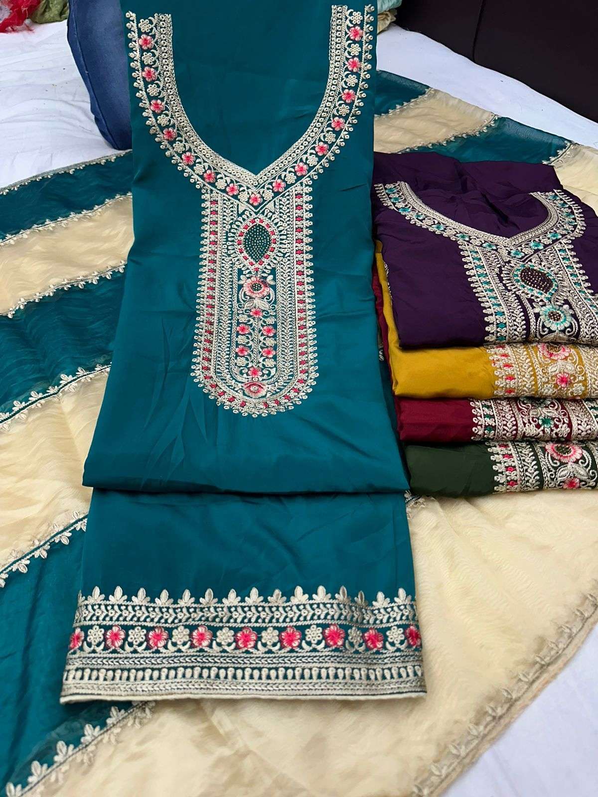 pr simmi fancy unstich salwar kameez