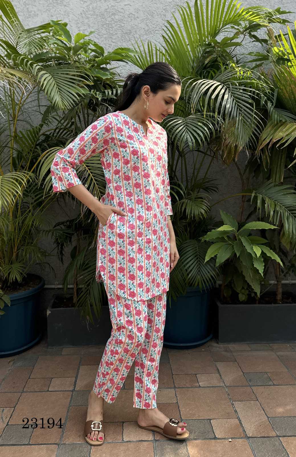 indira apparel 23194 readymade daily wear beautiful kurti pant combo set