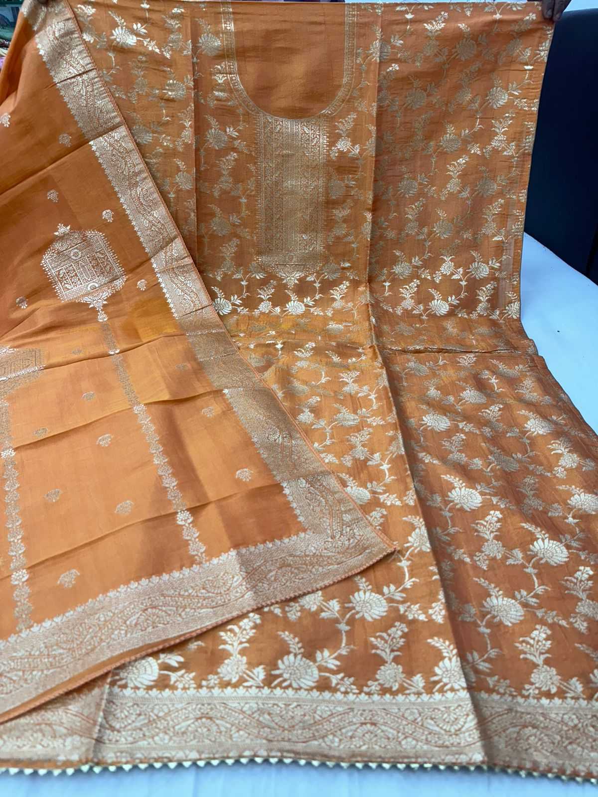 pr rinal beautiful shimmer jacquard dress material