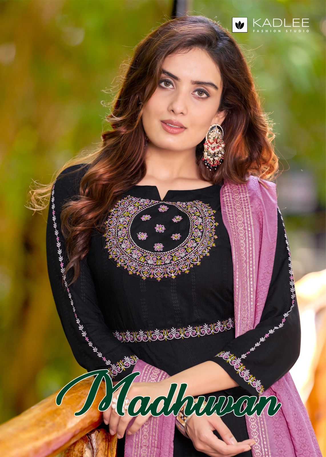 kadlee madhvan beautiful handwork fullstitch kurti pant dupatta