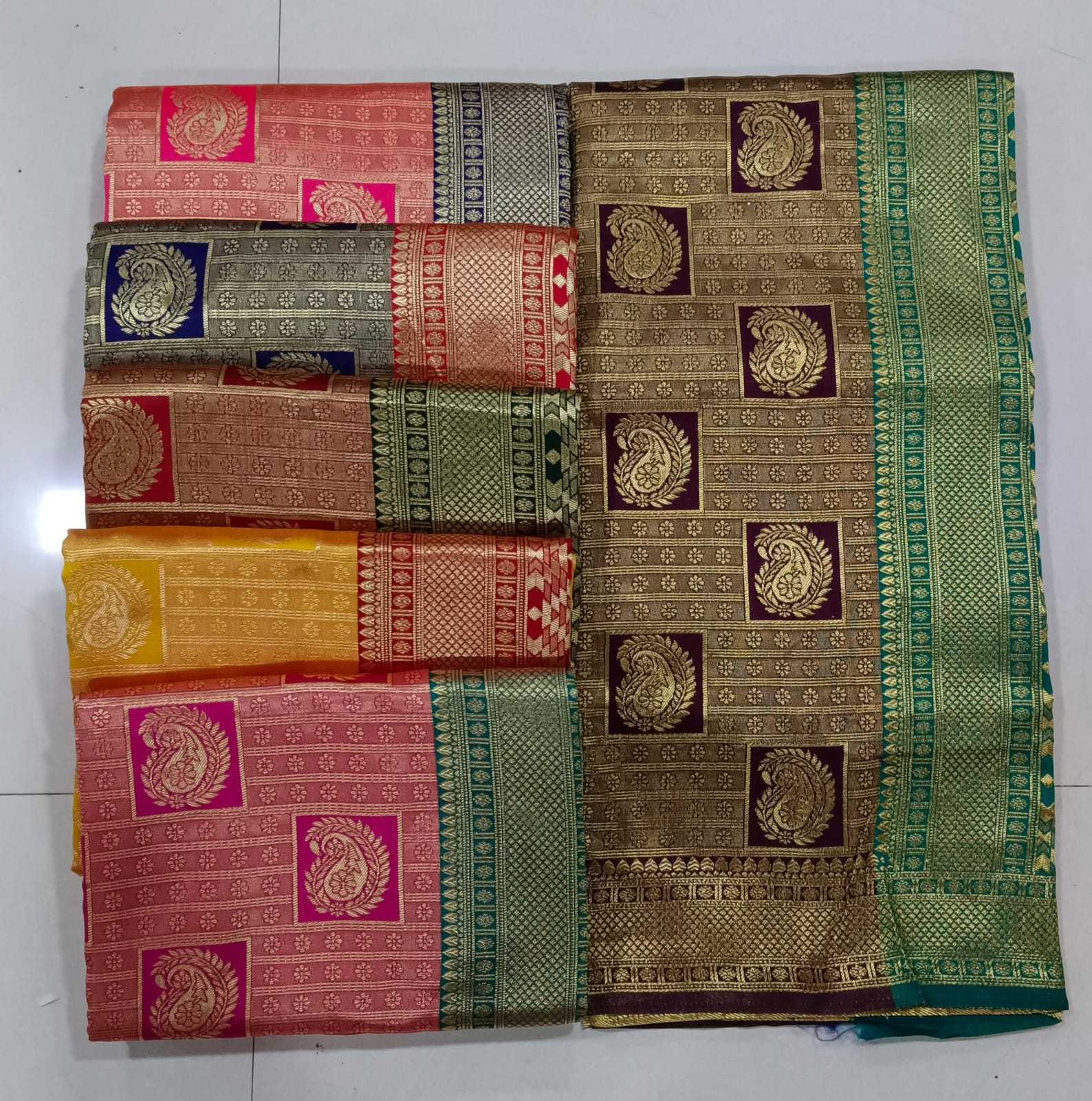 maanyata trendy festive look daily wear fancy lichi silk saree wholesaler 