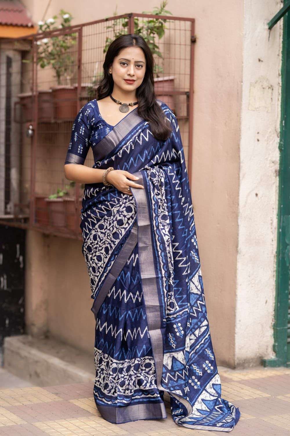 pr kc 149 indigo special soft slub silk batik printed saree