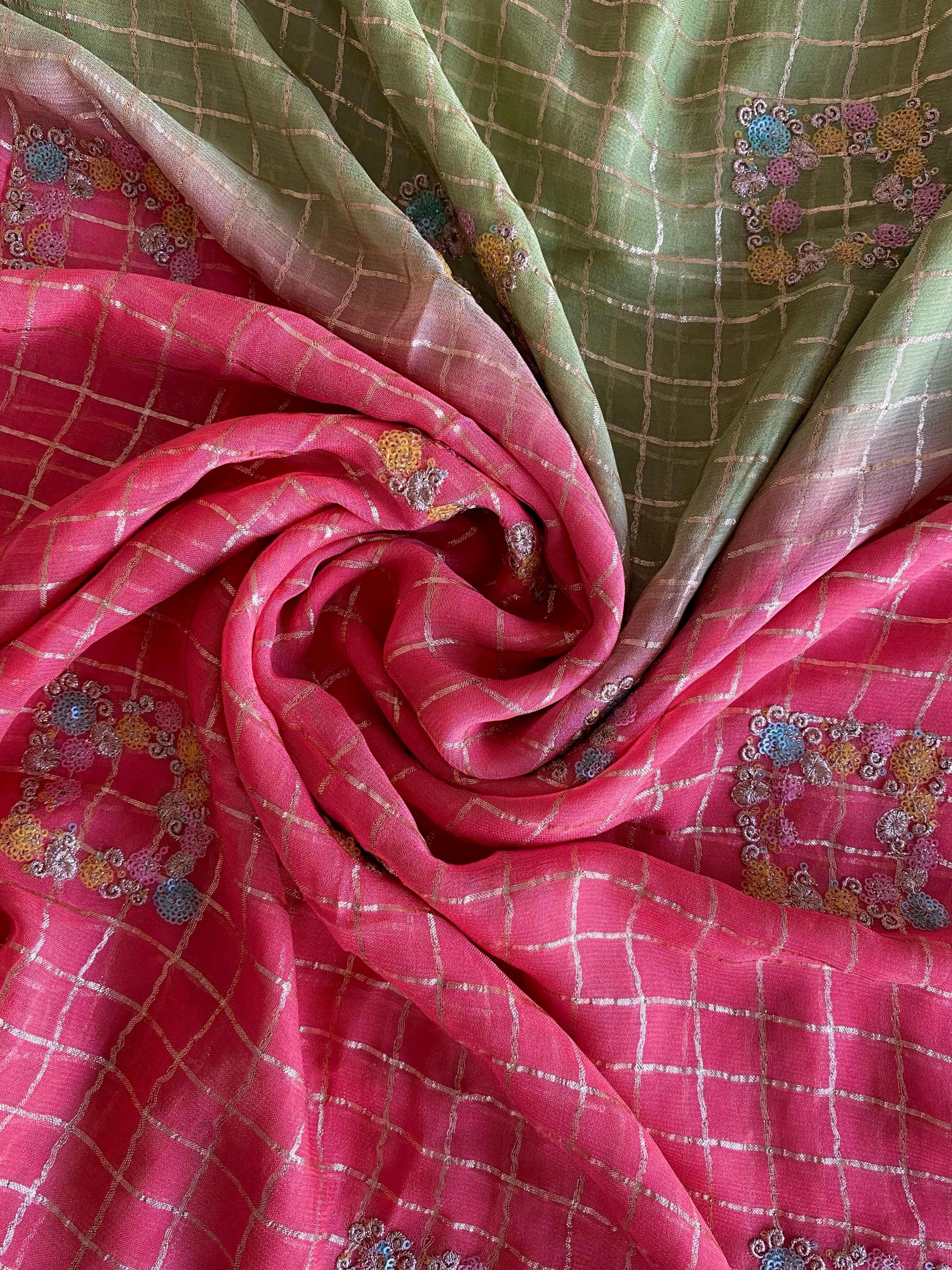 purvi viscose chiffon zari chex weaving pattern trendy sarees 