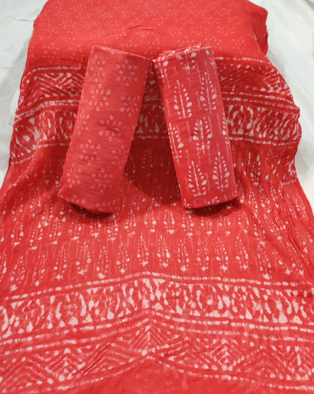 Non Catalog Cotton Printed Suits With Chiffon Dupatta Buy Online At Cheapest Rates