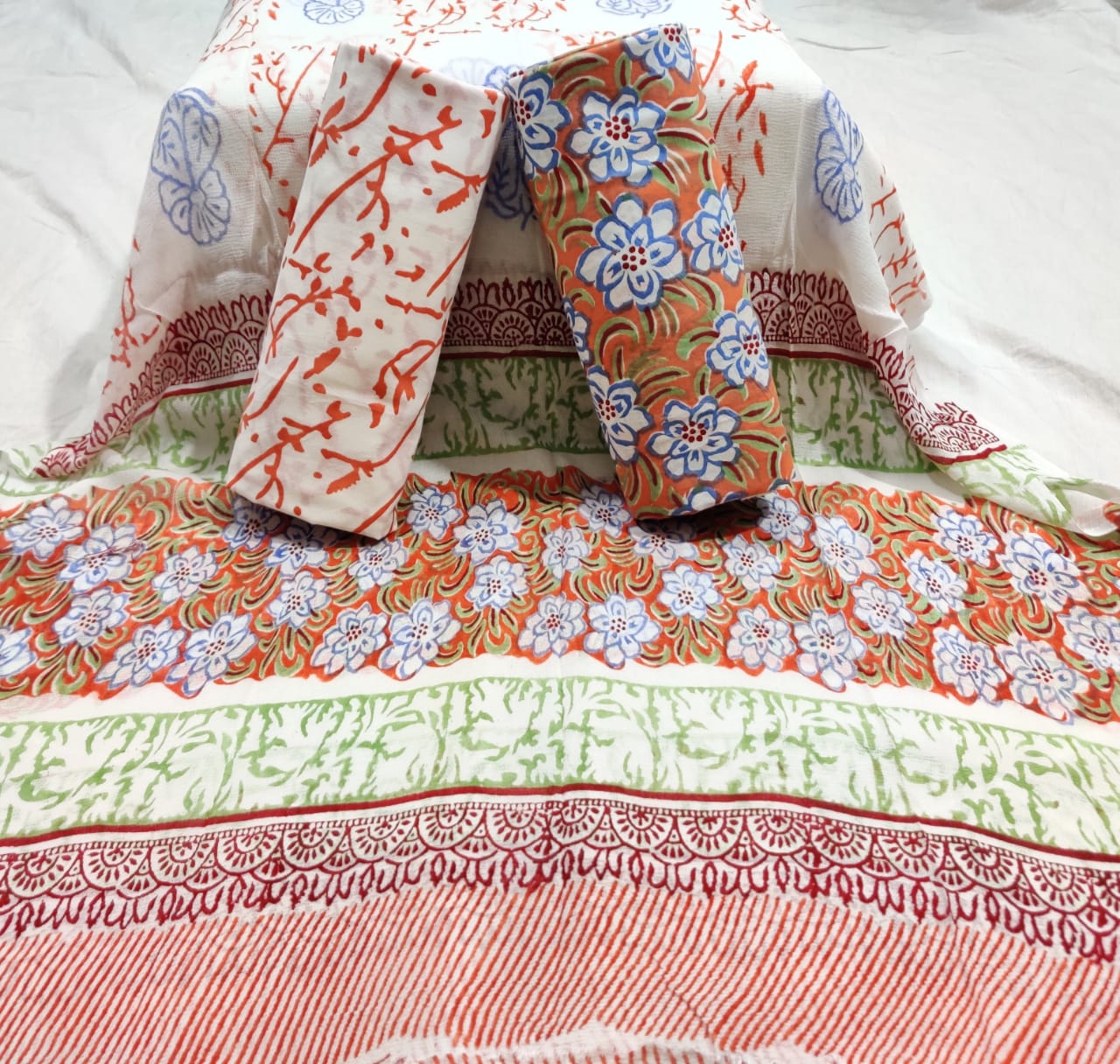 Non Catalog Cotton Printed Suits With Chiffon Dupatta Buy Online At Cheapest Rates