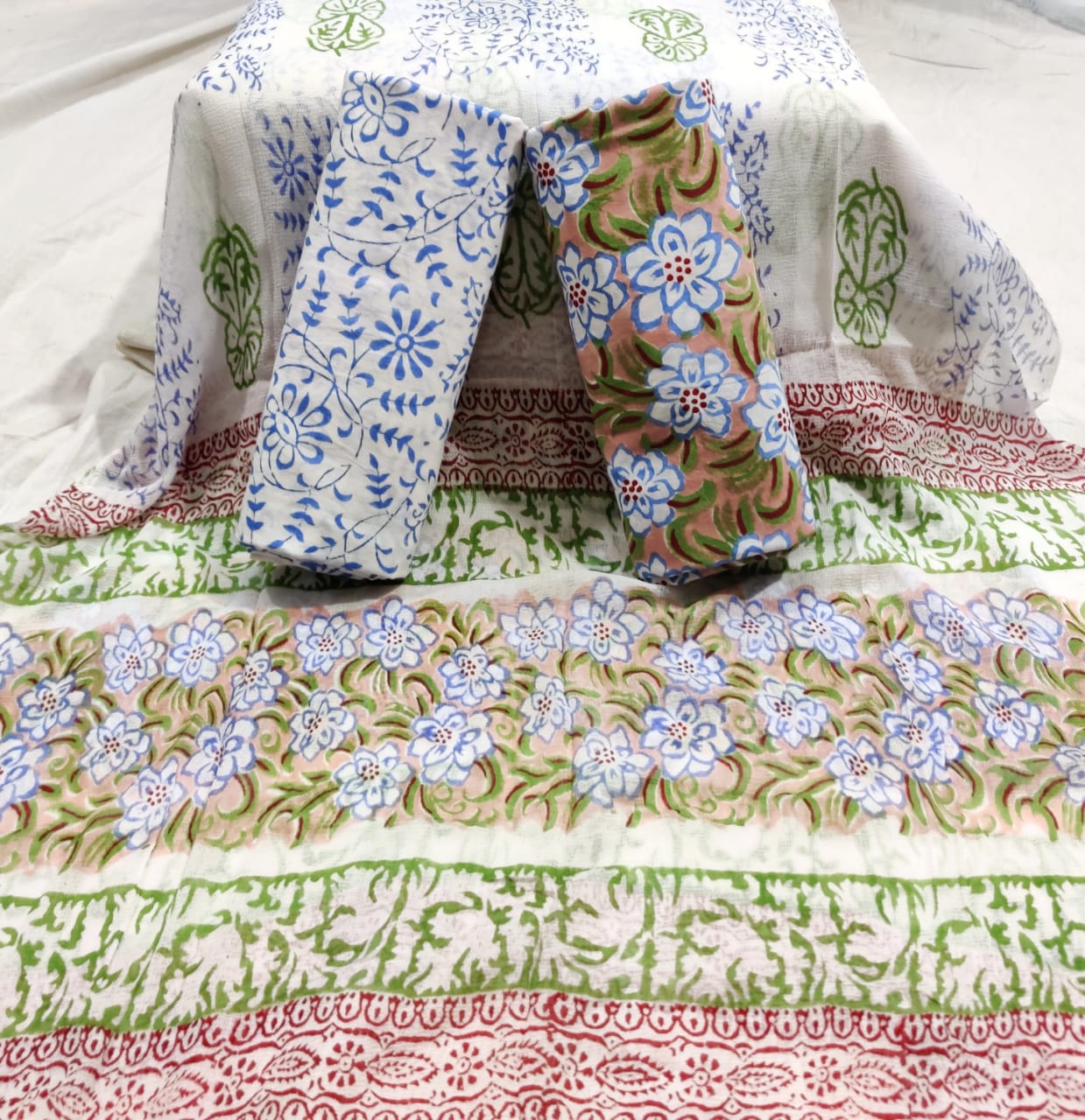 Non Catalog Cotton Printed Suits With Chiffon Dupatta Buy Online At Cheapest Rates