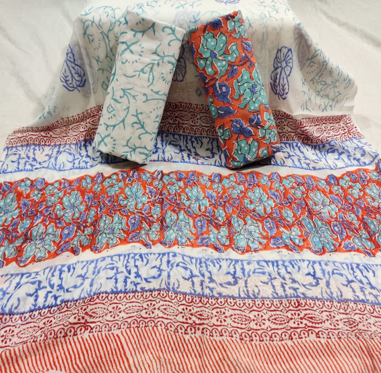 Non Catalog Cotton Printed Suits With Chiffon Dupatta Buy Online At Cheapest Rates