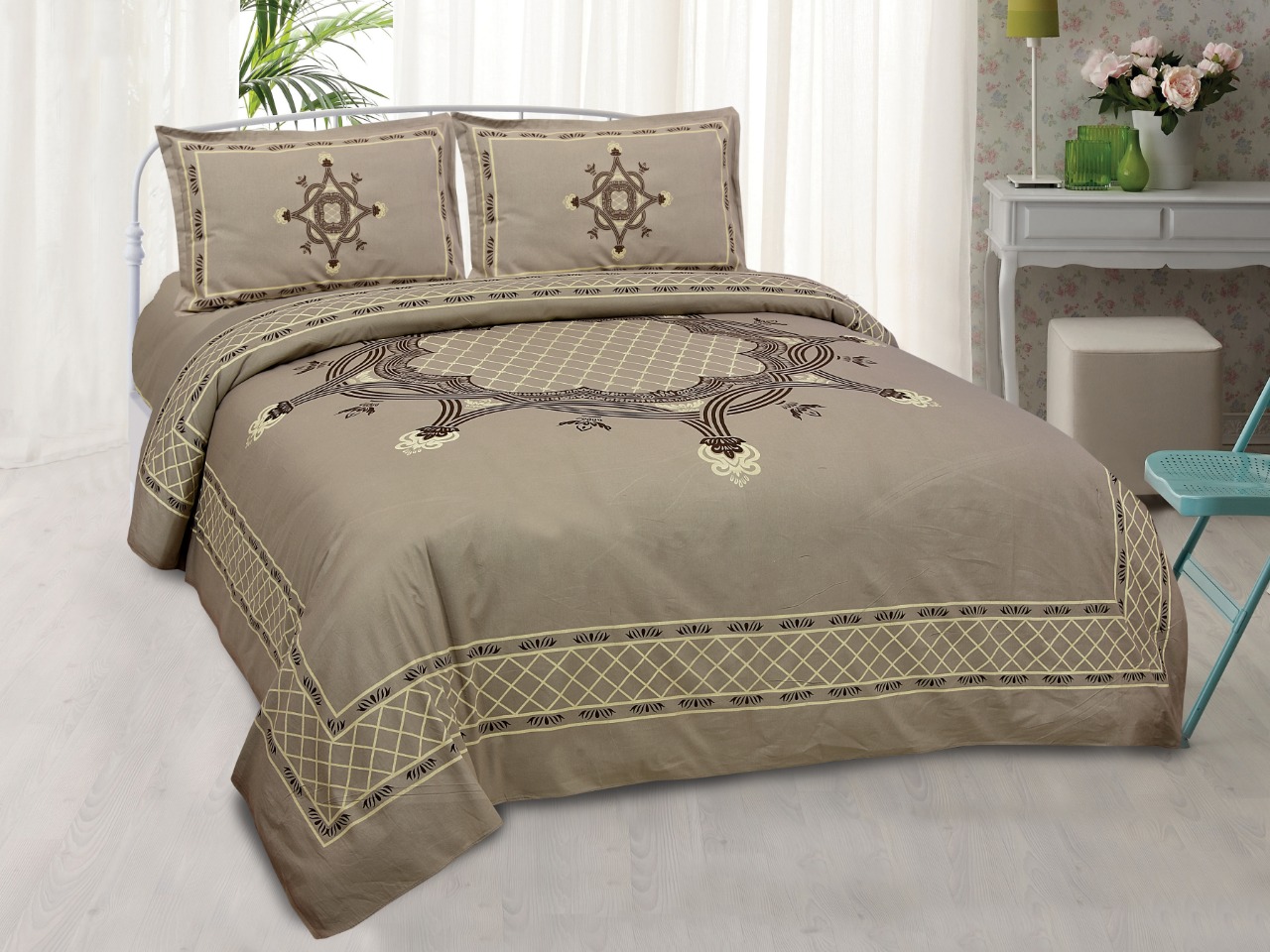 K4u Launch Inaaya King Size Cotton Attractive Design Bedsheet With Matching Pillow Cover
