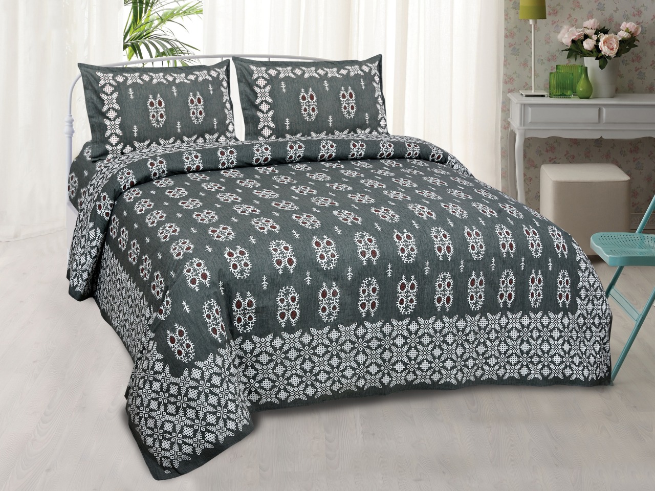 K4u Launch Inaaya King Size Cotton Attractive Design Bedsheet With Matching Pillow Cover