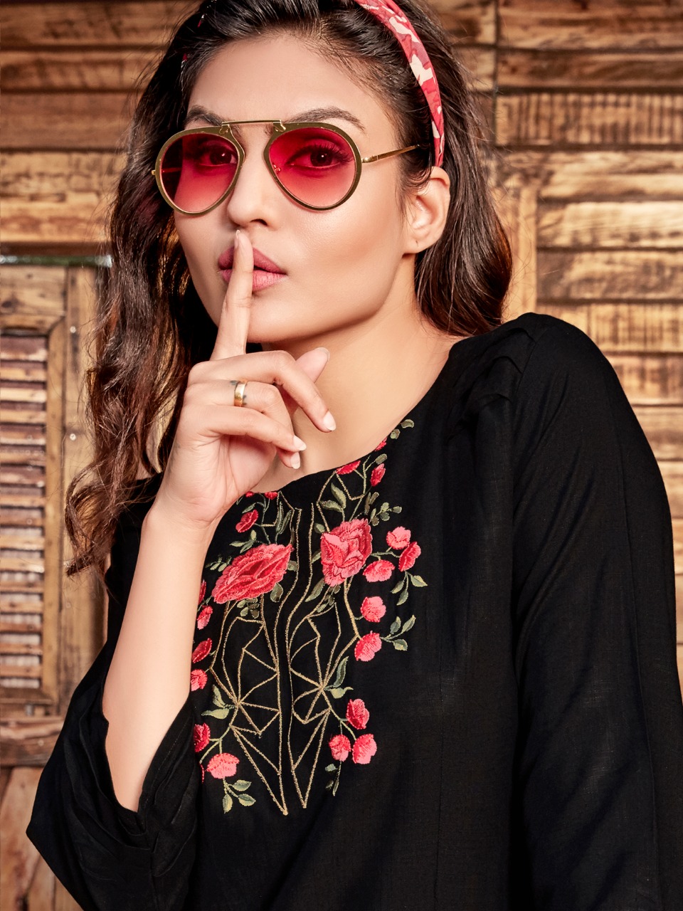 Syasii Designer Launch Clestia Rayon Slub Short Top For Girls Collections