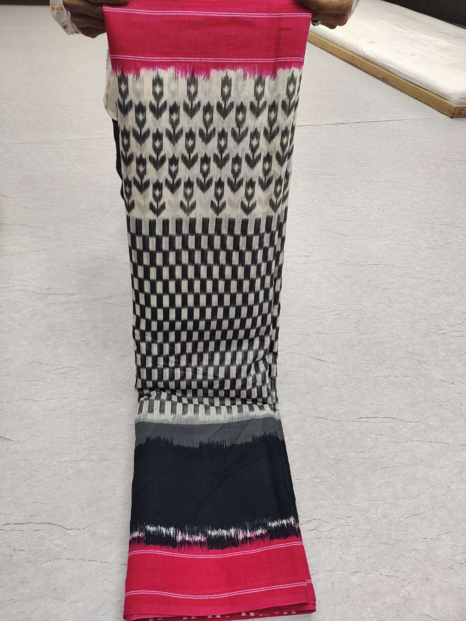 Sr Brand Barkha Vol 3 Cotton Handloom Saree With Ikkat Blouse