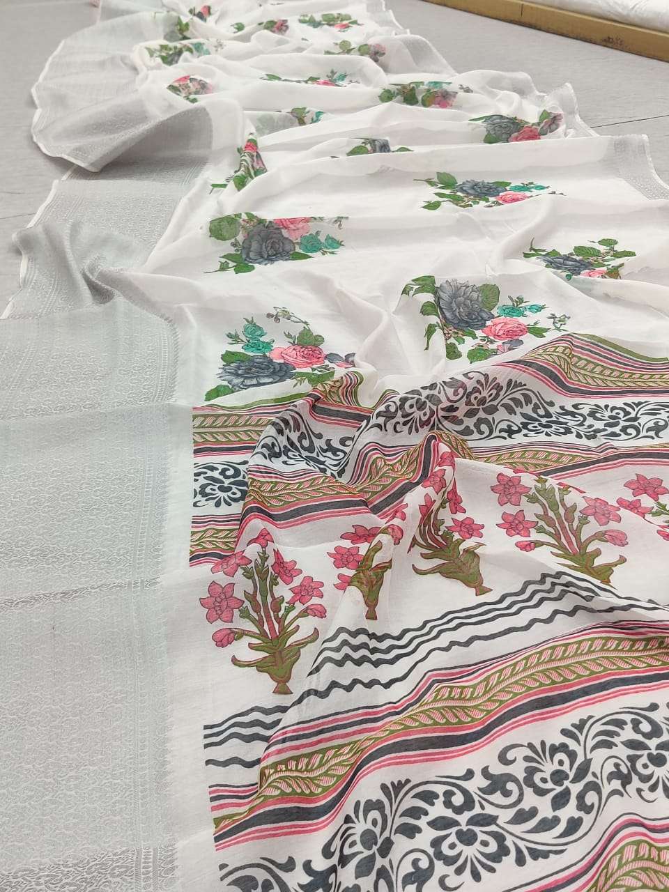 Lakshmana By Sr Brand Soft Cotton Saree Dealer