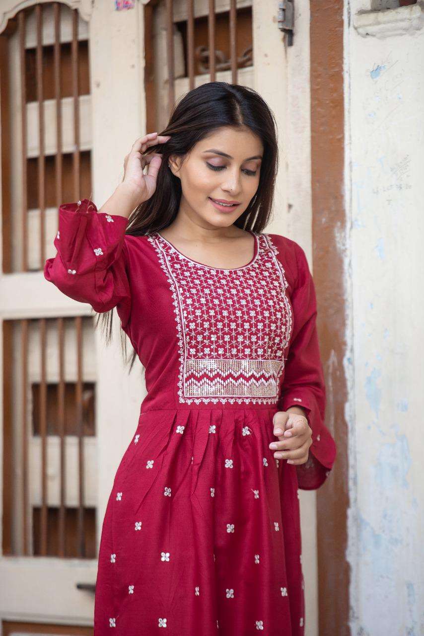 SUNEHRI Heavy Reyon SARARA or kurti embroidery work KURTI CATALOG WHOLESALER BEST RATE