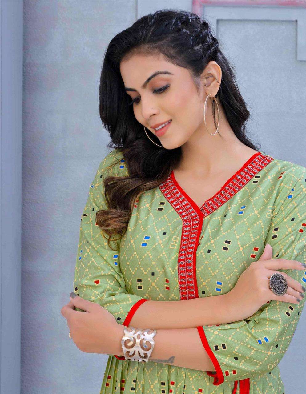 Trendy Mohra Heavy Rayon Print Style Work & Dori Pattern KURTI CATALOG WHOLESALER BEST RATE