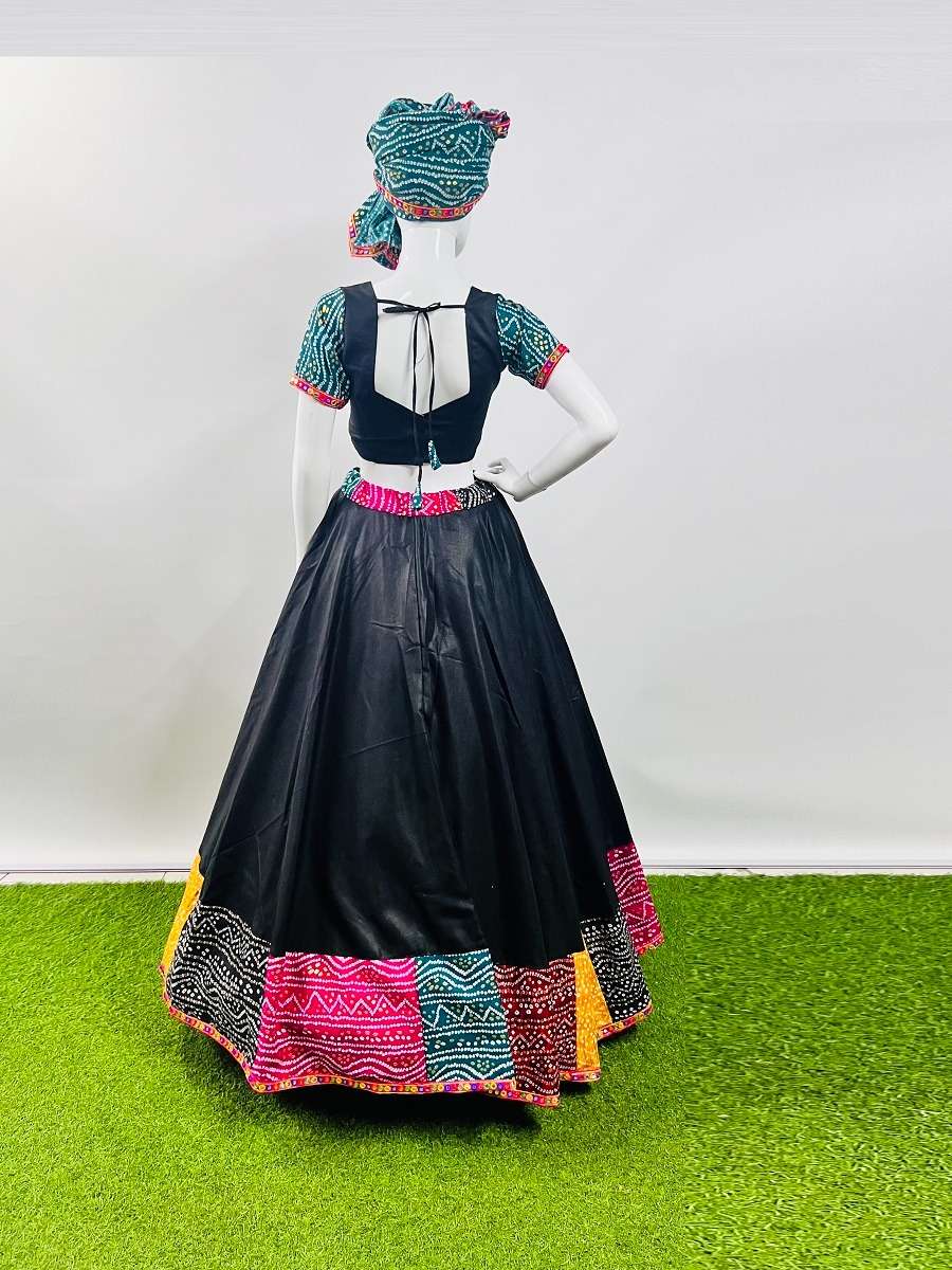 aawiya 7040 multi print lace work black color single navratri chaniya choli 