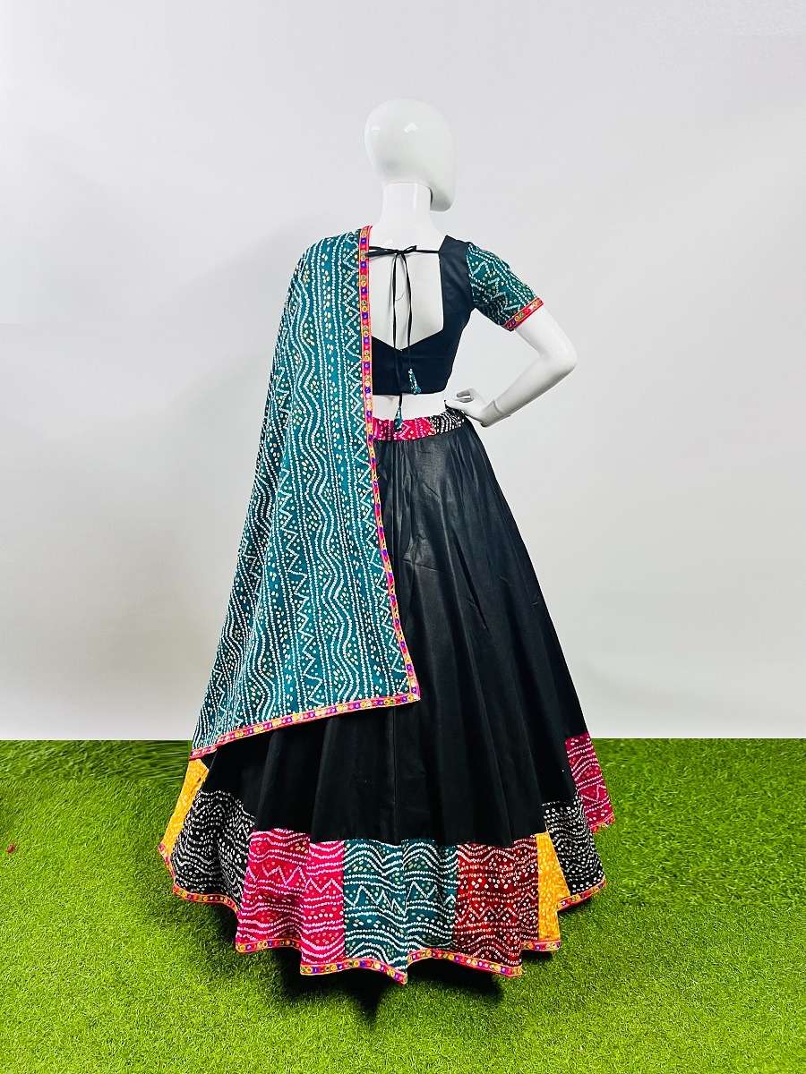 aawiya 7040 multi print lace work black color single navratri chaniya choli 