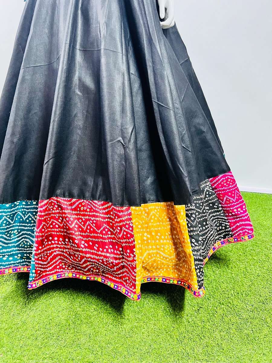 aawiya 7040 multi print lace work black color single navratri chaniya choli 