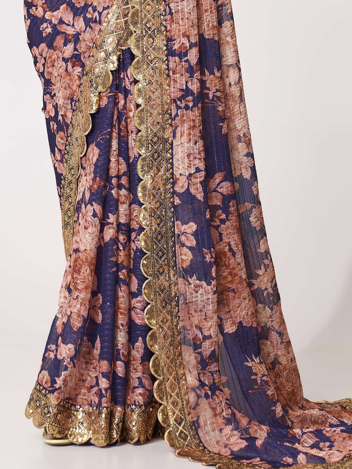 pr 1108 fancy floral printed purple color organza saree single design 