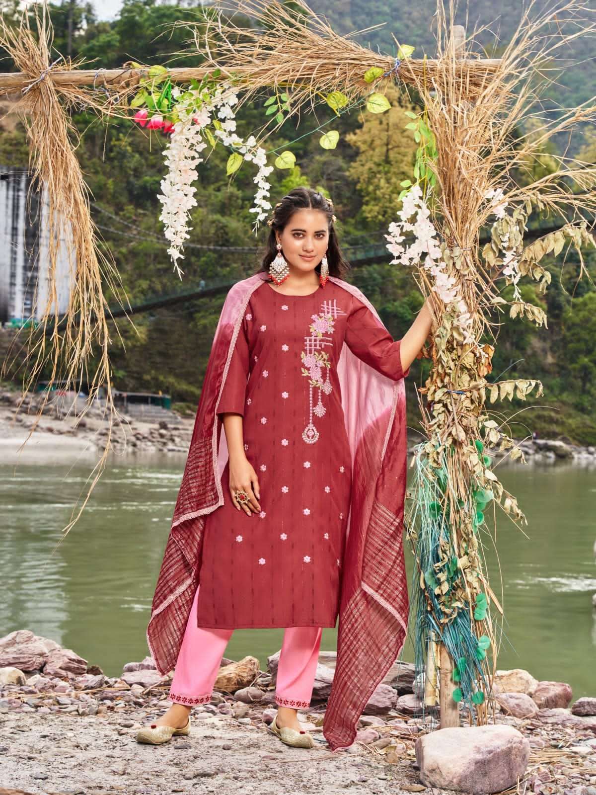 wanna present imara fancy designer thread work kurti with pant and dupatta catalog