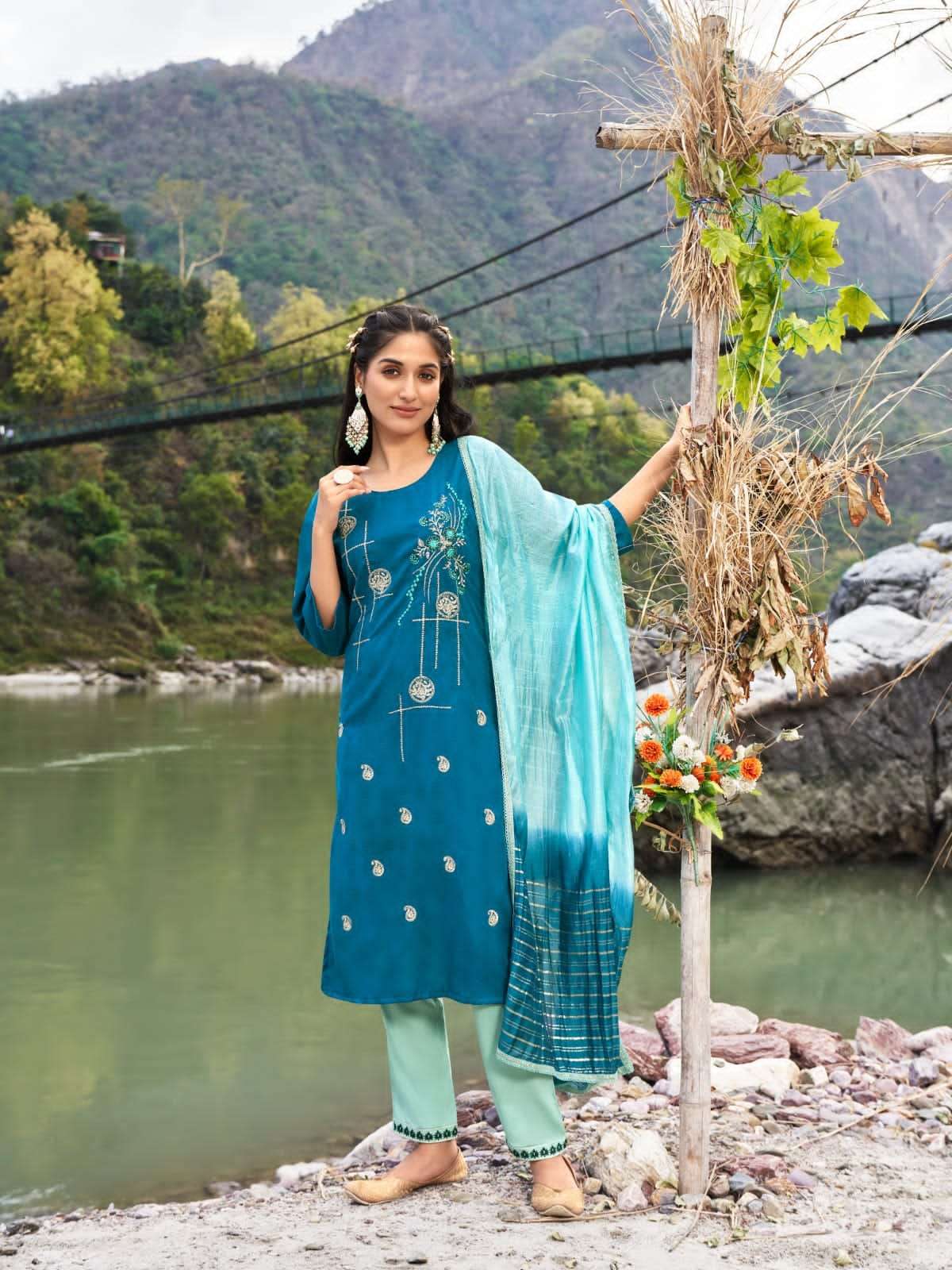 wanna present imara fancy designer thread work kurti with pant and dupatta catalog