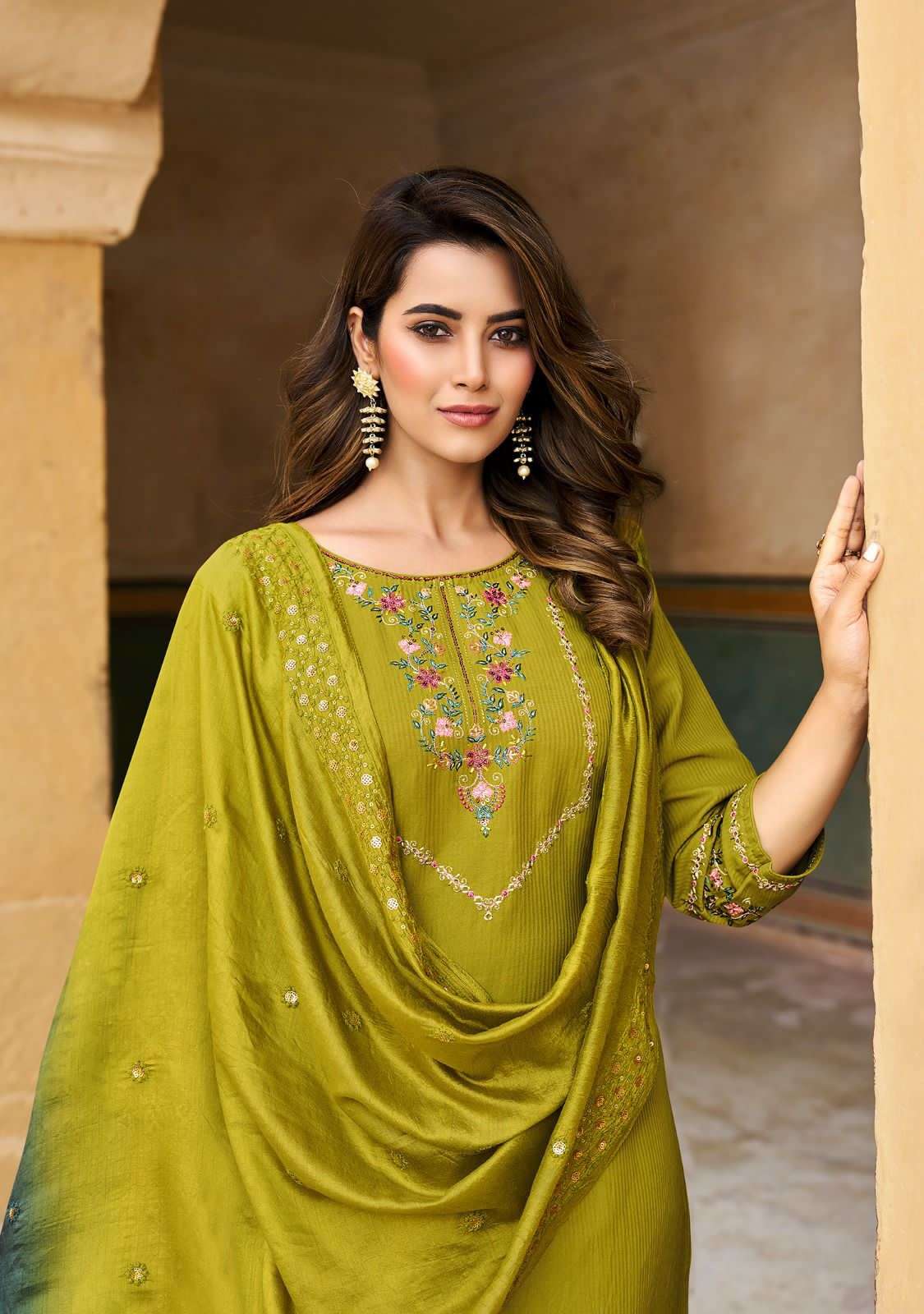 ladies flavour present aadhya fancy amazing work fullstitch kurti with pant and chanderi dupatta catalog