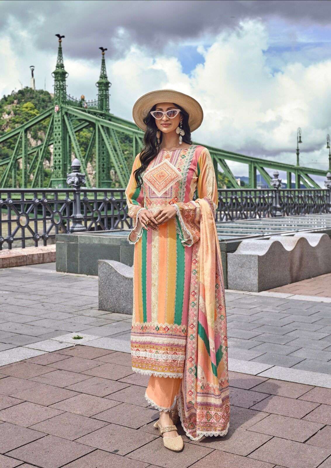 azaa by the hermitage classic look printed 3pcs dress material