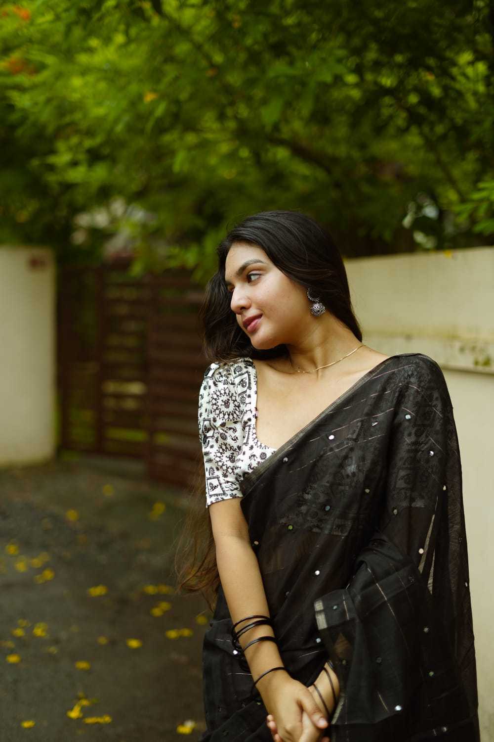 pr kc 153 linen worli printed mirror work chex saree