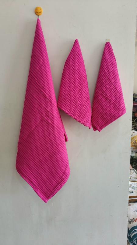 pr plain solid color fancy towel 3pcs set perfect for gifting purpose 