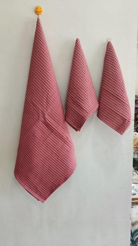 pr plain solid color fancy towel 3pcs set perfect for gifting purpose 