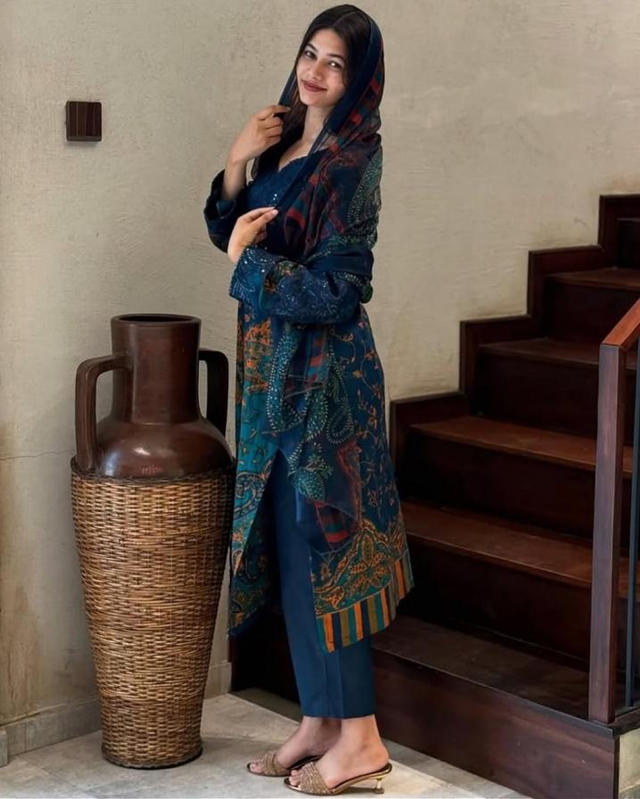 PR 9STAR FASHION BANSRI HEAVY MASLIN COTTON WITH DIGITAL PRINT FANCY DESIGNER READYMADE SUITS