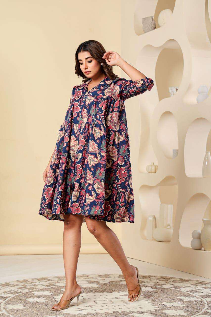 modern ​​​​pattern cotton full stitch attractive combo one pic tunics for girls